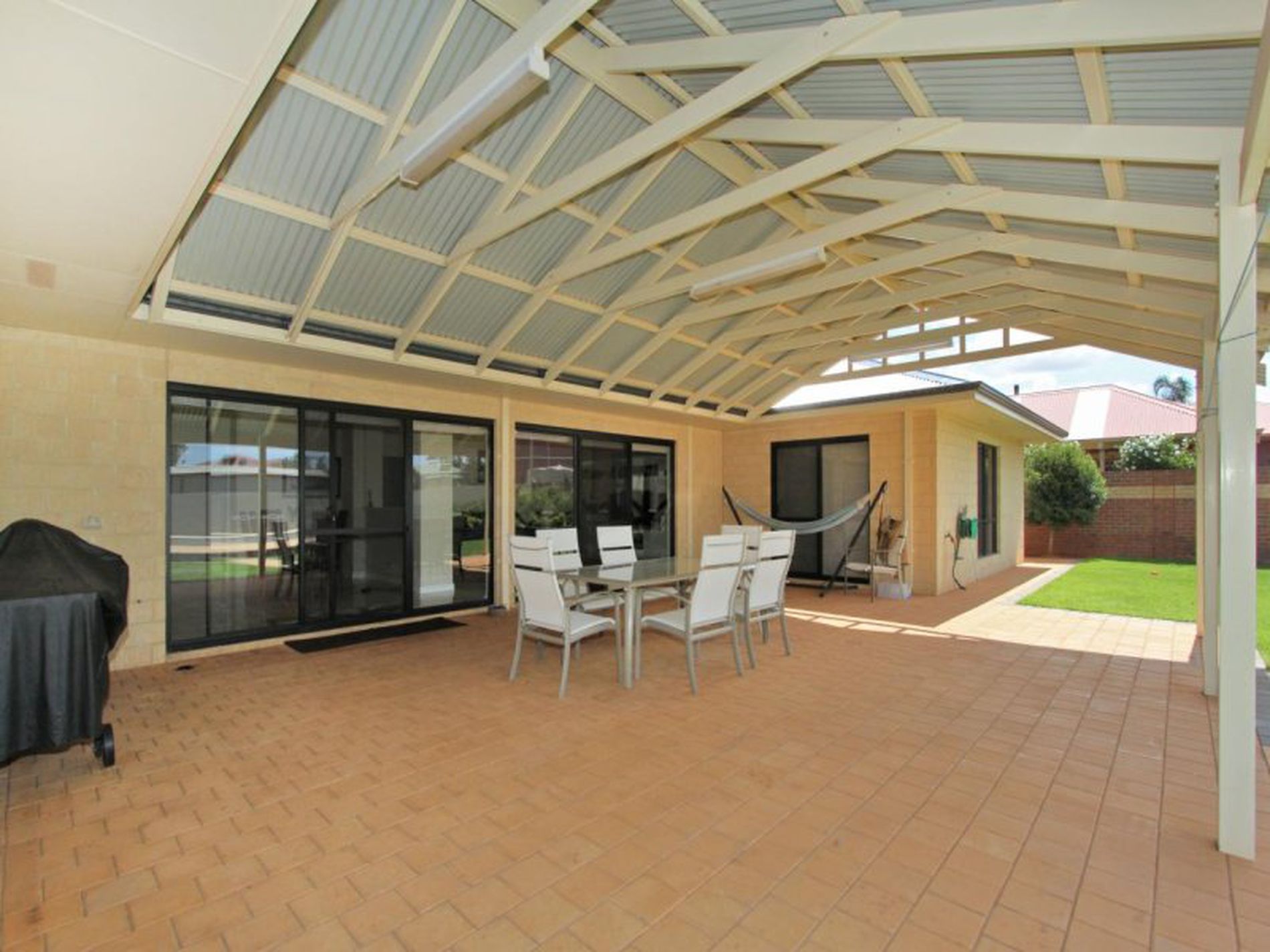 19 Gatacre Drive, Somerville