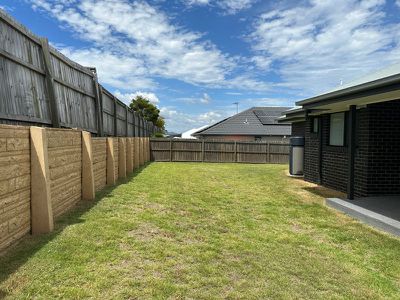 4 Leatherwood Street, Fernvale