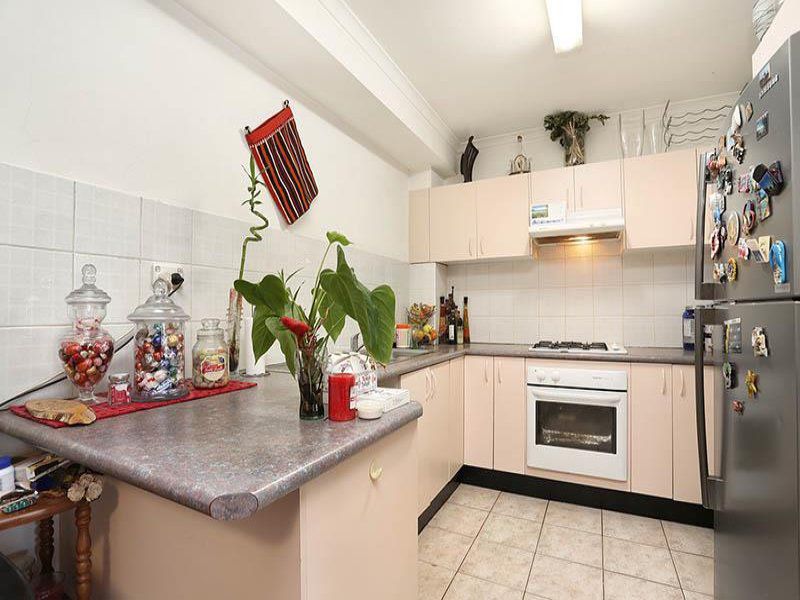 12 / 67 Elizabeth Dr, Liverpool