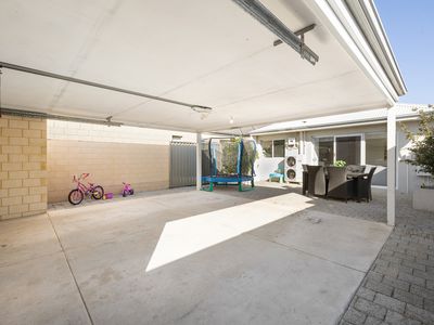 13 Egrove Lane, Piara Waters
