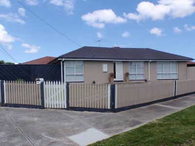 133 Main Road East, St Albans