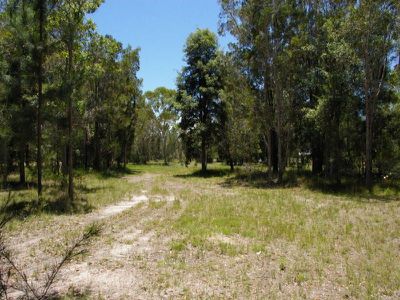 5 Morning Dew Close, Cooroibah