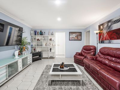 33 Roseheath Boulevard, Kiara