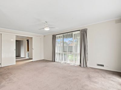 2 King Avenue, Sale