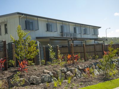 27 / 2 Beezley Street, Glen Eden