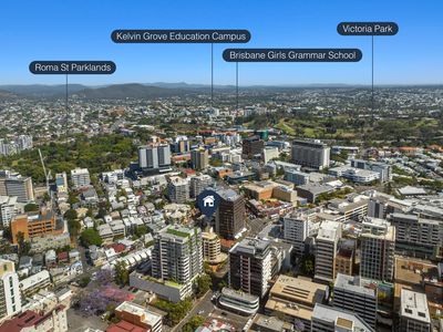 4 / 115 Berry Street, Spring Hill