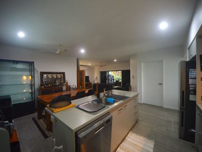 19 SHELLY COURT, Mission Beach
