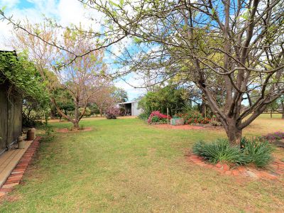 19 Corio St, Murchison