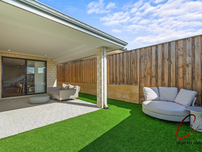10 Iwasaki Crest, Ellenbrook