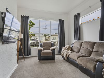 30 Baker Street, Caversham