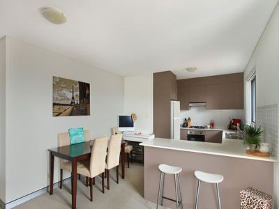 13 / 1 Governors Lane, Wollongong