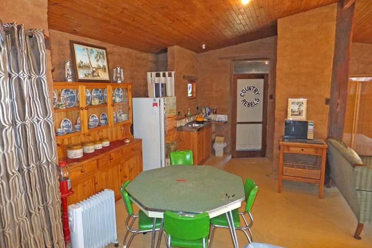 3430 Midland Highway, Stanhope