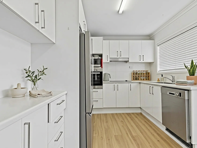 6 Cranston St, Wynnum West