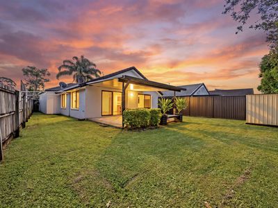 74 Serafina Drive, Helensvale