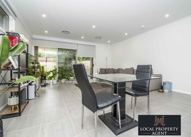 53A Torrens St, Canley Heights