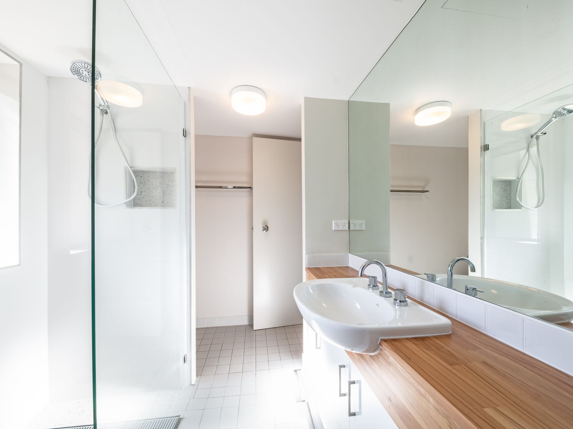 1433 / 41 Kunapipi Road, Laguna Quays