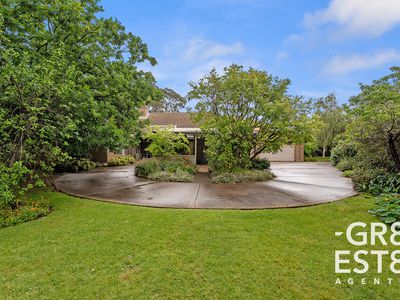 13 The Glade, Dandenong