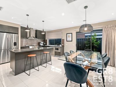 11 Jupiter Crescent, Cranbourne West