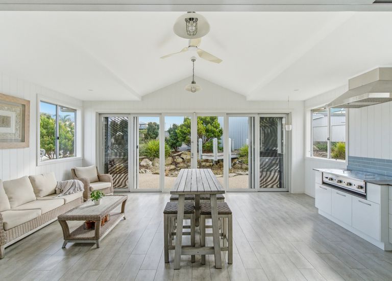 18 Atlantis Avenue, Portland