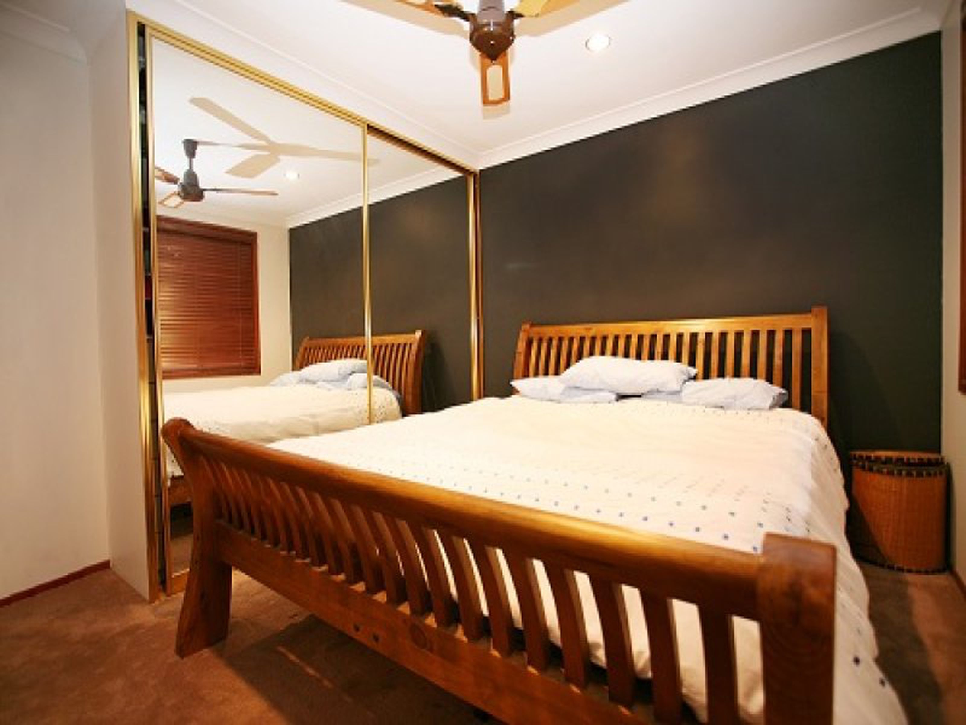 24 Hatchison Crescent, JAMISONTOWN