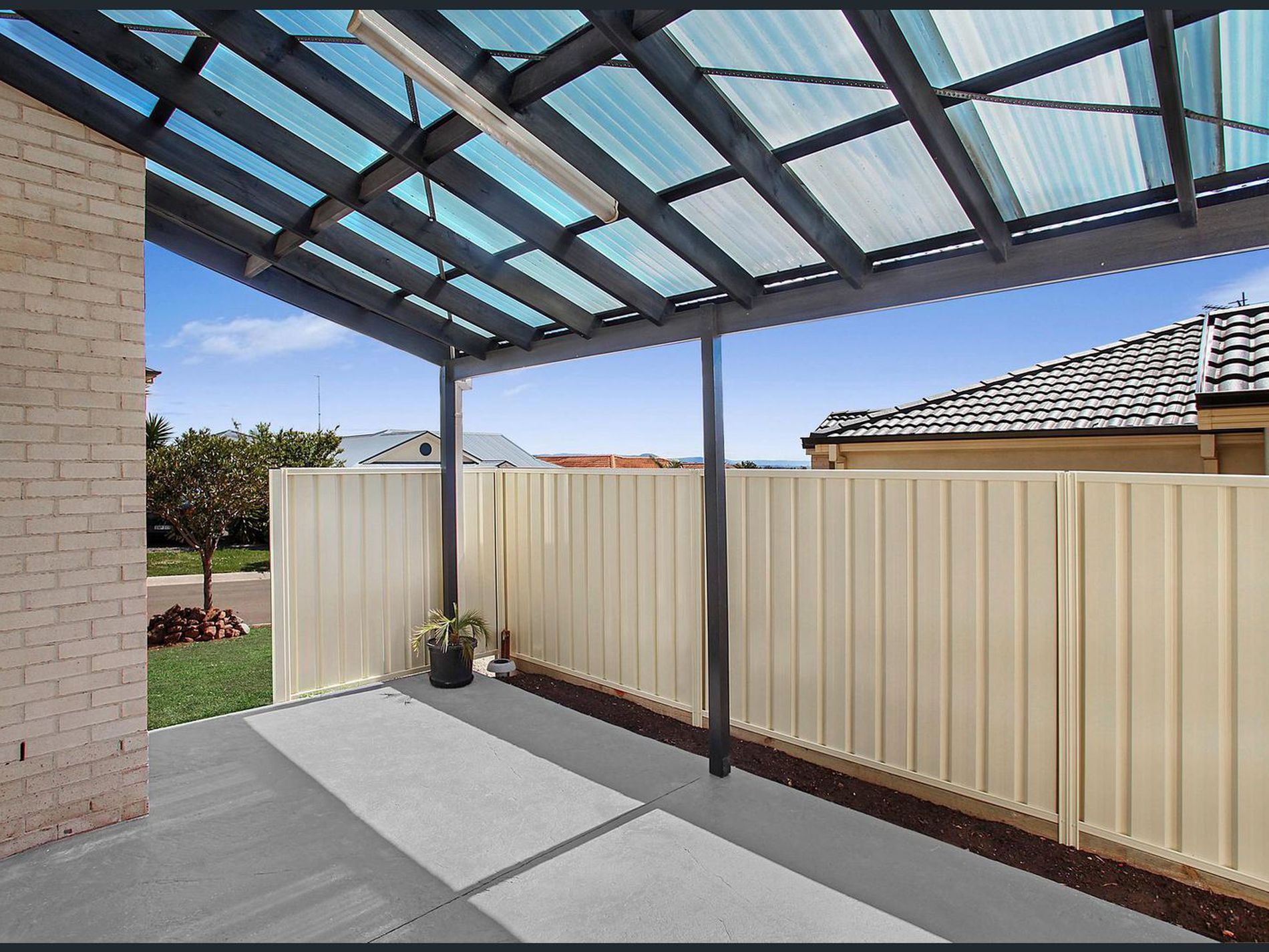 11 Hinchinbrook Drive, Shell Cove