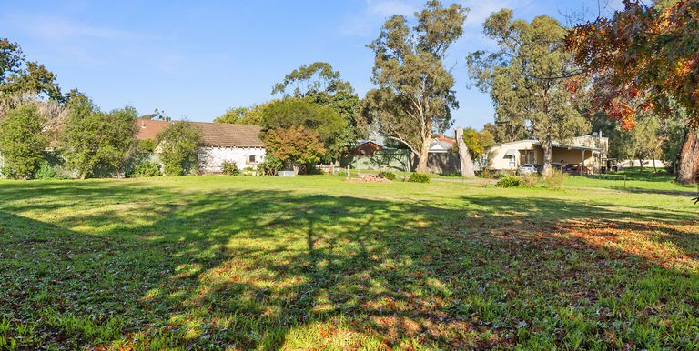 17-19 Burns Ave, Euroa