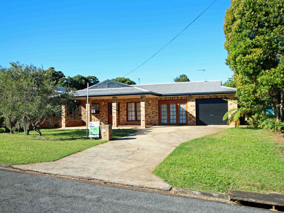 7 Cumbrian Avenue, Atherton