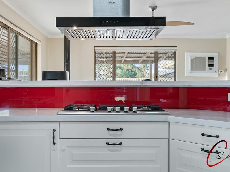 3 Larkspur Place, Thornlie