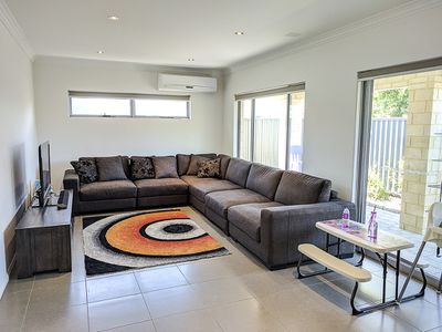 19E Haslemere Way, Morley
