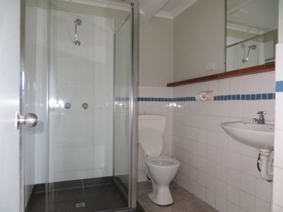 2 / 274 Princes Highway, Dapto