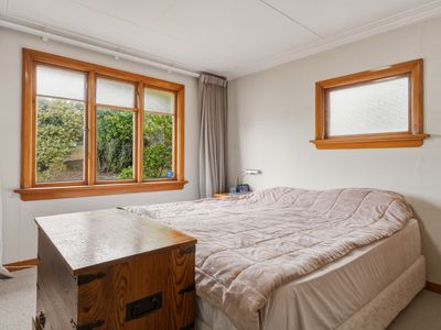 122 Easther Crescent, Kew