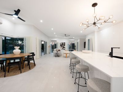 8 Waterbury Terrace, Idalia