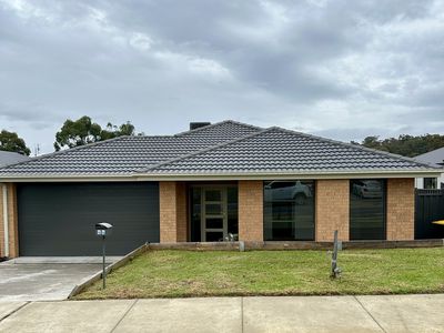 44 Delma Crescent, Seymour