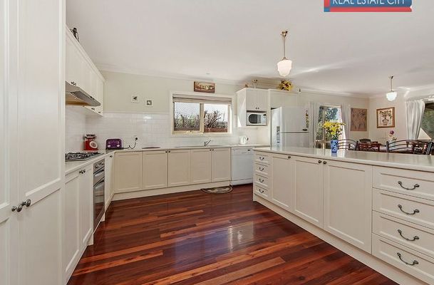 28 Ballarat Court, Craigieburn