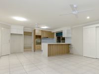2 Autumn Close, Calamvale