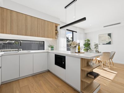 4 Bedroom / 9-9a Old Berowra Road, Hornsby
