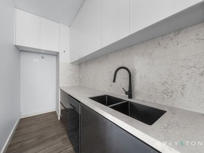 61 Bingham Circuit, Thornhill Park