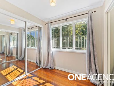 4 Yulan St, Inala