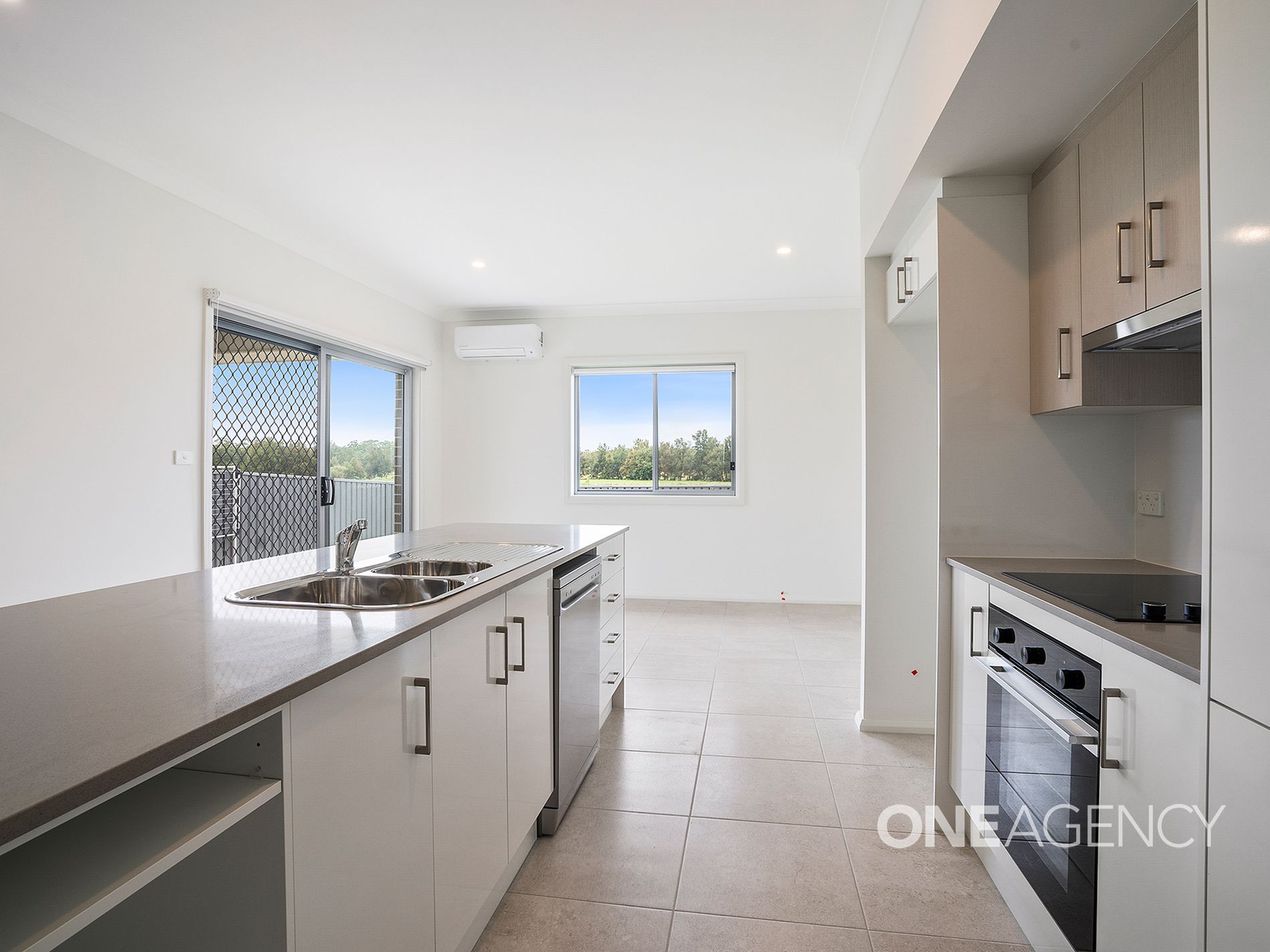 105a Lancaster Drive, Badagarang