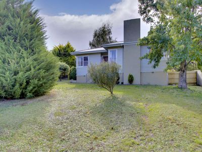 6 Emma Street, Cygnet