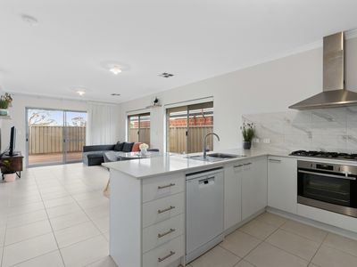 9 Basset Way, Southern River