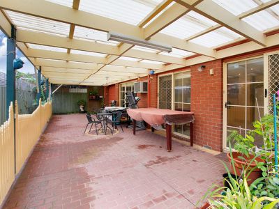 1 Kent Mews, Cranbourne North