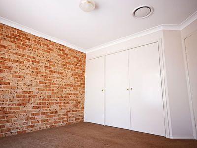 1 / 36 Windsor Parade, Dubbo