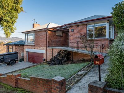 14 Garden Grove, South Launceston