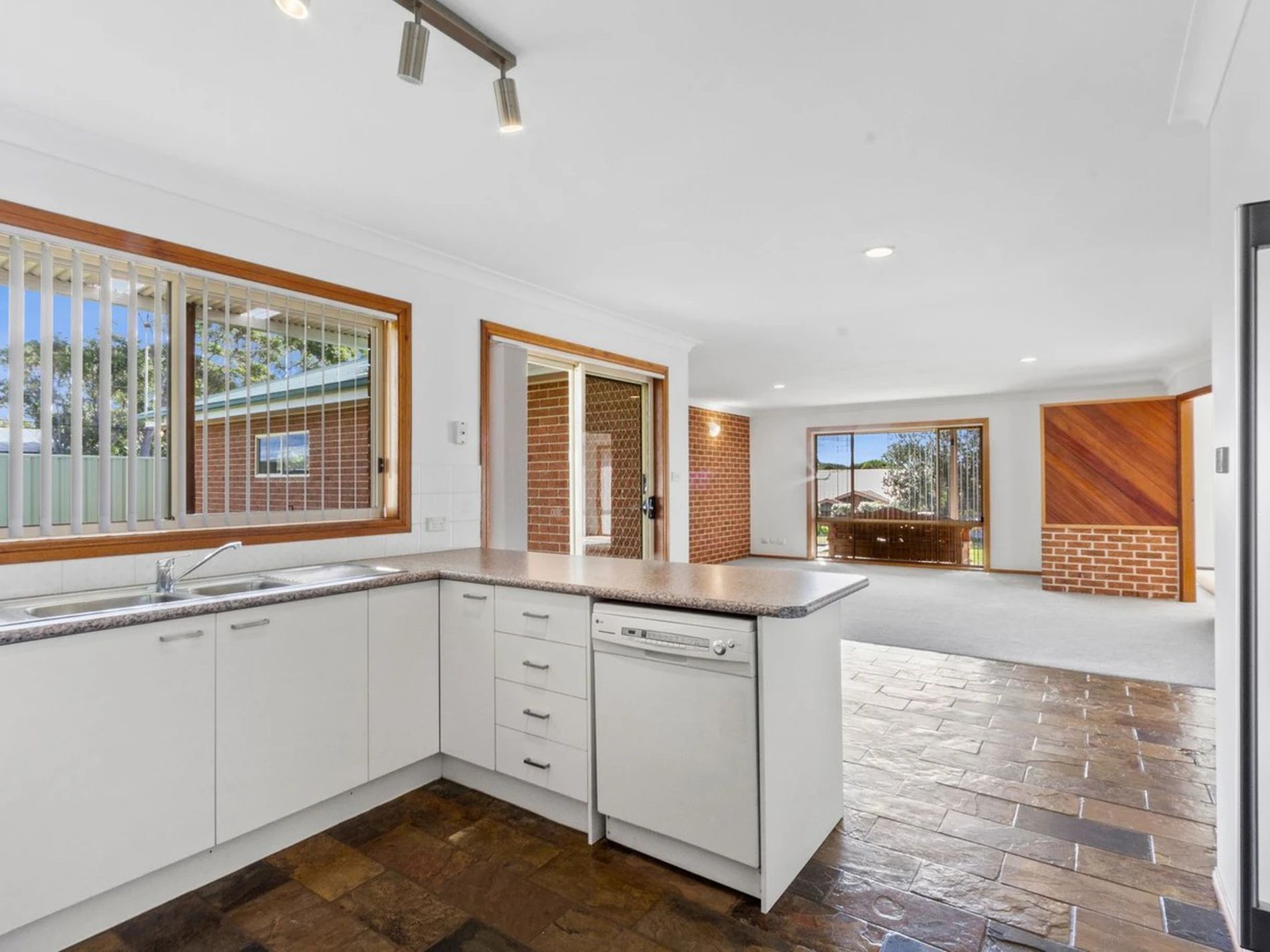 47 Curvers Drive, Manyana