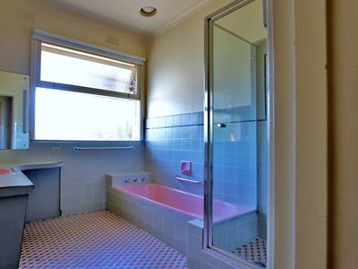 12 Guest Road, Oakleigh South