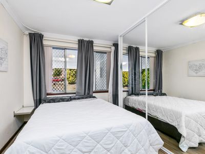 2 / 13 Poplar Street, Willetton