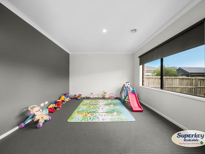 3 Blackberry Street, Manor Lakes