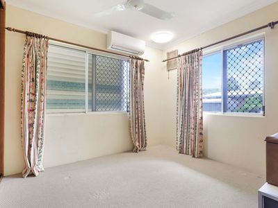 2 Dahlia Close, Mooroobool