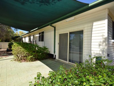 25 Bluebird Court, Longreach